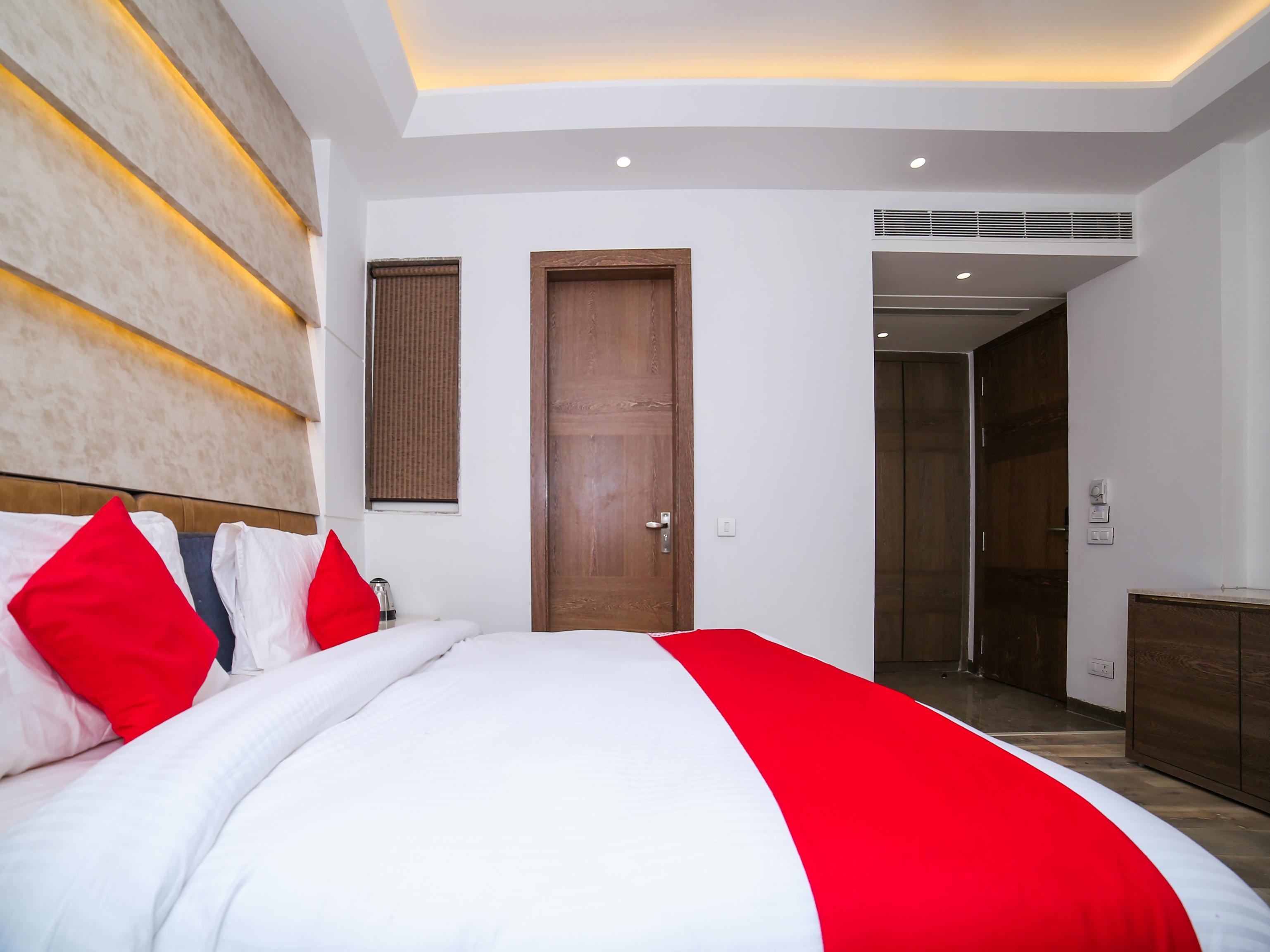 Townhouse Oak Hotel Dev Palace Delhi  Exterior photo